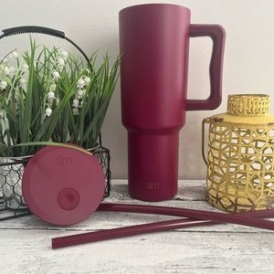 Simple Modern Sangria 40oz Trek. GUC